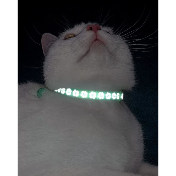 IC Reflekterande katthalsband med säkerhetsspänne och klocka, justerbart halsband för katter, 19-32 cm svart