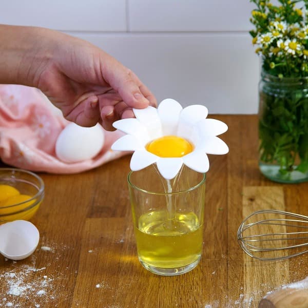 IC Plast Egg Separator, Egg White and Yolk Separator, Kitchen Gadgets, Baking Tools, Egg Extractor, Sweet Flower Design