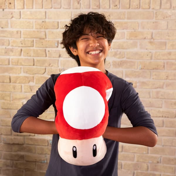 IC CNE Nintendo Super Mario Pehmolelu - Punainen Sienipehmolelu -