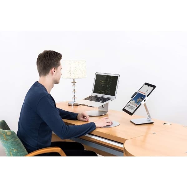 IC Tabletholder, justerbar i flere vinkler, solid tabletholder i aluminium, egnet for 4''-14'' nettbrett/mobiltelefon