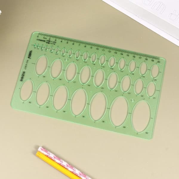 2 st Transparenta Geometriska Ritmallar i Plast för Skolan