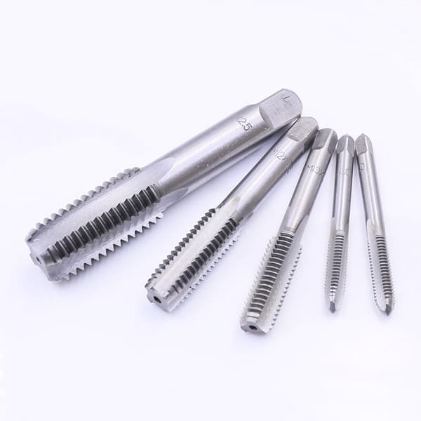 M12X1.25 Kierretapit ja -leuat Esitappi ja -leuka M12 x 1.25mm 2kpl