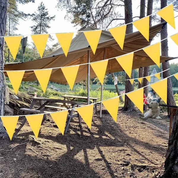 Gul vimpelbannergirlander Vanntette gjenbrukbare polyesterflagg for hagebursdag bryllupsfestdekorasjon 20M 40 flagg