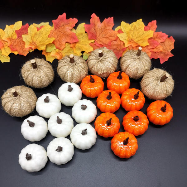 Hanksgiving-set, konstgjorda lönnlöv, skördepumpor, kalebasser, röda bär för höst, höst- och halloweendekoration av hemfest