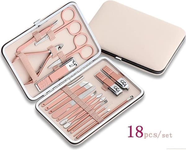 18-dele manicure sæt i rustfrit stål – pedicure, saks, negleklippere, rejsetaske