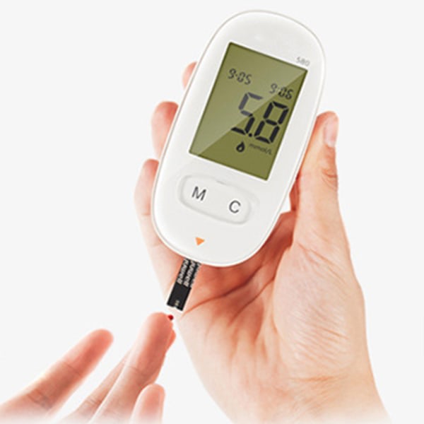 Automaattinen hushållsblodsockermätare med 50 st testremsor Glukometer