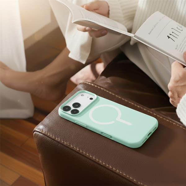 Mobile Case Silicone with Camera Metal Frame for iPhone 17 Pro - Green Grön