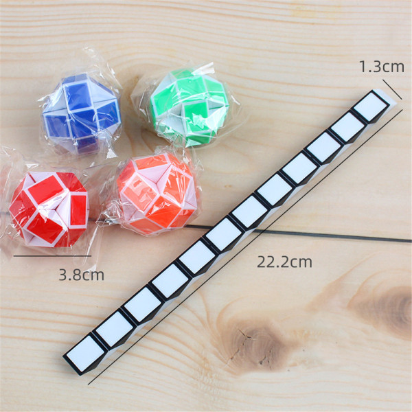 Kids 24 Blocks Fidget Sensory Snake Cube Mini Twist Pussel Leksaker Linjal Presenter Slumpmässig färg White