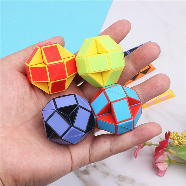 Kids 24 Blocks Fidget Sensory Snake Cube Mini Twist Pussel Leksaker Linjal Presenter Slumpmässig färg Multi-colour
