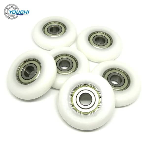 62840-10 8x40x10mm runde POM-ruller, velegnet til romaskiner (8 x 40mm).