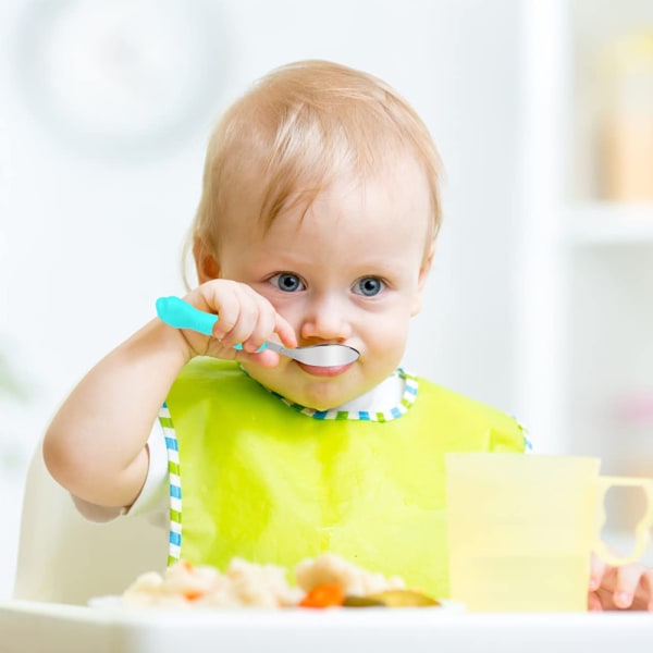 Självmatande babybestick, baby sked och gaffel småbarnsbestick set småbarn lär sig att äta tränings sked kompletterande matbestick set