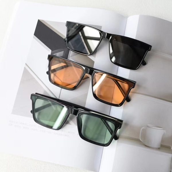 Platta spegel solglasögon modetrend street shooting solglasögon, gjorda av PC och nylon green