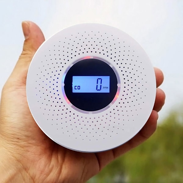 Noggrann CO- och rökdetektor, vit bärbar enhet som säkerställer säkerhet, superenkel installation för snabb installation, tydlig LCD-skärm för övervakning av nivåer, hög ljudnivå