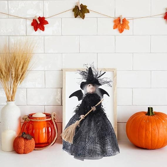 Heksedukker med kosteskaft, skræmmende cylinderhat til Halloween-træ, trætop og dukker