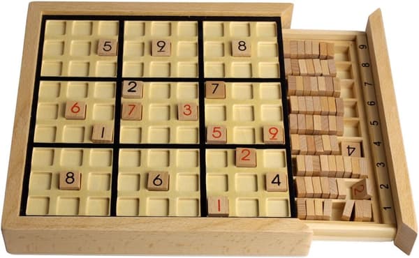 Sudoku-lautapeli laatikolla, puinen numero (musta)