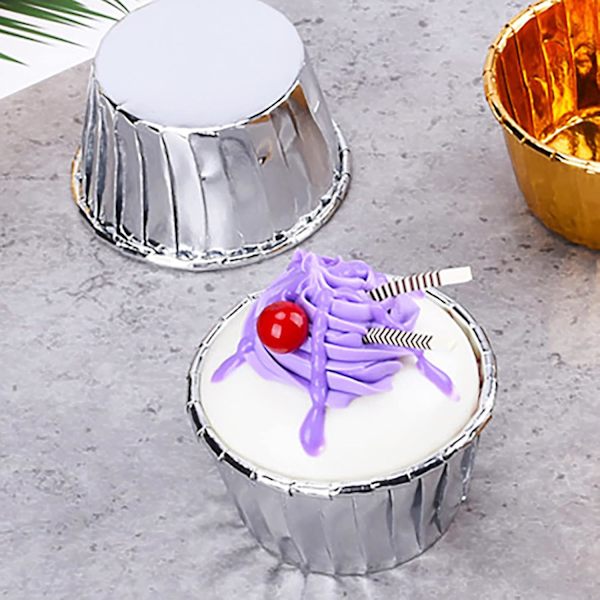 100 engangs mini muffinforme, ideelle til cupcakes, muffins og brownies, sølv