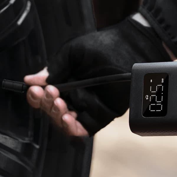 Xiaomi Luftkompressor 2, 150 PSI, for oppblåsing av bil-/motorsykkeldekk, trykkdeteksjon, USB-C (25 % rask lading).