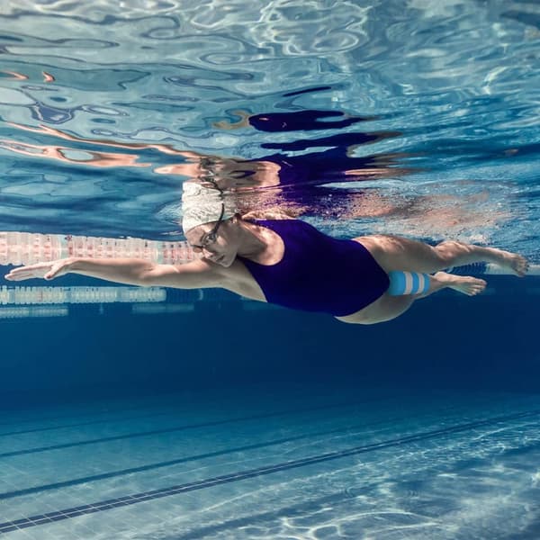 Svømme Pull Float, Blød Svømme Float Kickboard, EVA 5-Lags Pull Boy Ben Float, Pool Træningshjælp