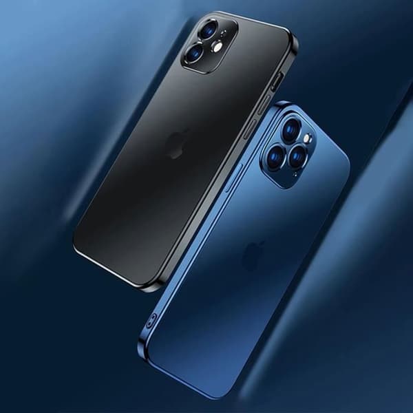 Skyddshölje - E.F.CONNECTION - för iPhone 13 Pro Max - Svart - Mjuk - Chic och minimalistisk Svart