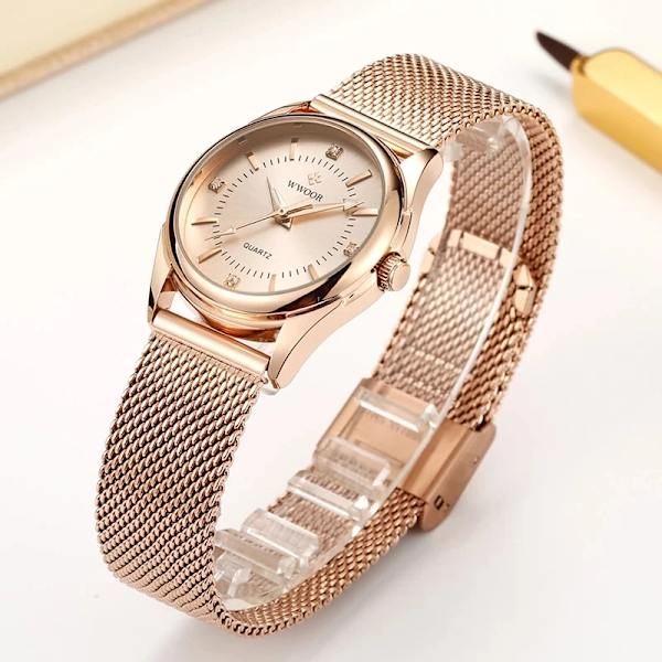 2022 WWOOR Modemärke Damklockor Lyx Diamond Rose Gold Dam Watch Elegant watch för tjejer montre femme gold box