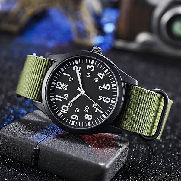 Air Force Field Watch tygrem 24 timmars display Japan Quartz Movement 42mm Urtavla black khaki