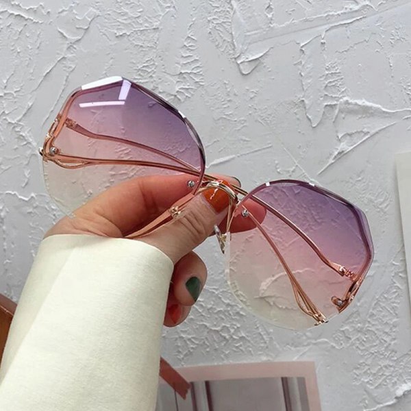 Oregelbundna runda solglasögon Kvinna Märkesdesigner Gradient Mode Solglasögon Kvinnlig båglös metall Böjda tempel Oculos De Sol Double Pink other