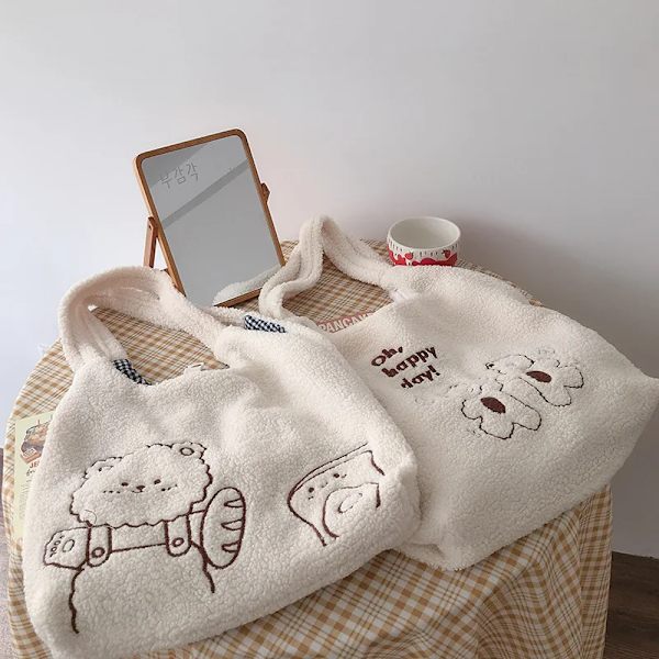Lammliknande kvinnor Axelväska i canvas Varm plyschtyg Tyg Söt Bear Handväska Mjuk väska Shoppingväskor med stor kapacitet för damer Toast checked