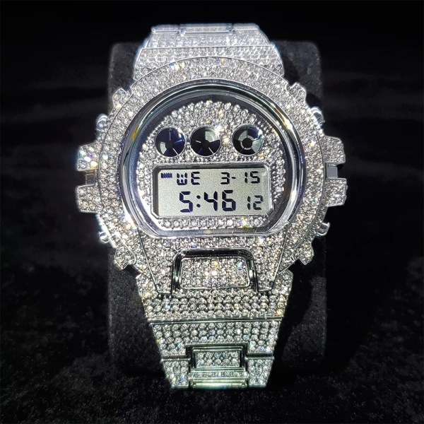 Hip Hop MISSFOX Helt Iced Out Herrklockor Digitalt rostfritt stål Mode Lyx Diamond Quartz Armbandsur AAA Classic Watch V304-GS