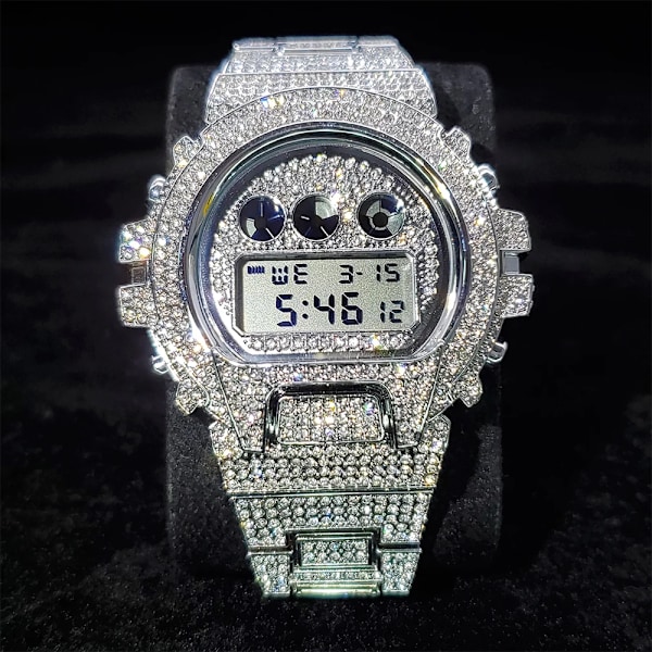 Hip Hop MISSFOX Helt Iced Out Herrklockor Digitalt rostfritt stål Mode Lyx Diamond Quartz Armbandsur AAA Classic Watch V304-RG