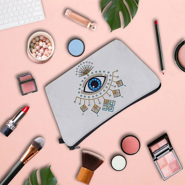 Turkish Blue Evil Eye Bärbar Kvinnor Reseförvaringsväska Liten toalettartiklar Organizer Kosmetisk väska Vattentät Kvinnlig Lucky Makeup Bag hz2705