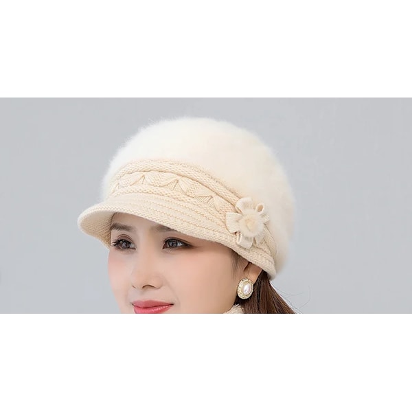 Ny vintermössa Tjock varm stickad mössa Halsduk Vantar 3-delars set för kvinnor Elegant blommig basker Utomhus Skidåkning Ridhjälm beige hat