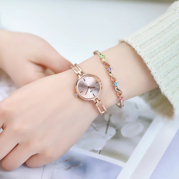 Mode 25 mm watch för kvinnor lyxigt legeringsband kvarts damklocka watch present för flickor roséguld Silver Pink