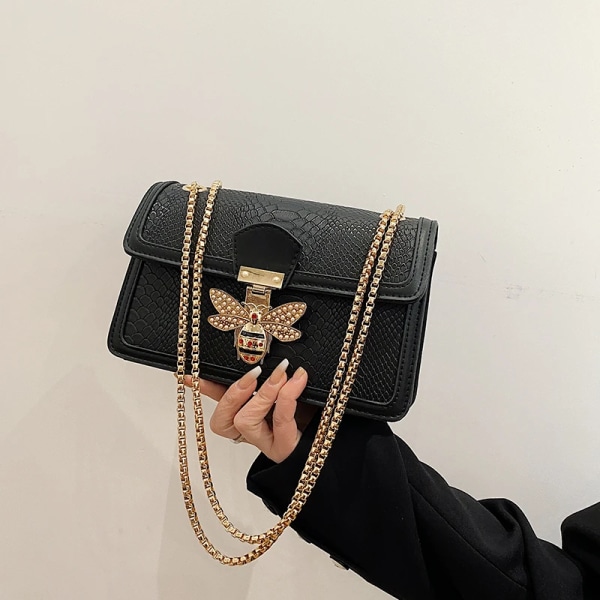 Bee Pu Läder Crossbody-väskor för kvinnor Kedjor Axelremsväska Kvinnliga Damväskor Sling Lyx Handväskor Designer Black