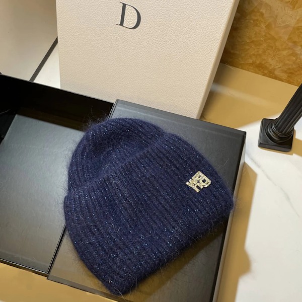 Ins Solid Shiny Color Beanies SkulliesLetter Kvinna Fluffig Vinterhatt För Matchande Varm Mjuk Present letter logo23