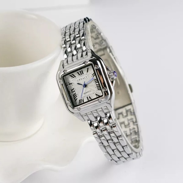 Dammode fyrkantiga klockor 2021 Märke Dam Quartz Armbandsur Klassisk Silver Enkel Femme stålbandklocka Zegarek Damski Silver No Drill