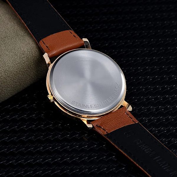 2022 Ny Kvinnor Watch Söt Print Dail Läderklockor Toppmärke Mode Casual Armbandsur Reloj Mujer Montre Femme 716 light brown