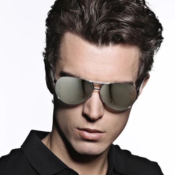 Hot Fashion Herr UV400 Polarized Coating Solglasögon Herr Körspeglar Oculos Eyewear Solglasögon för Man Solkläder Silver