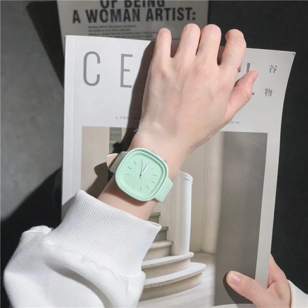 Damklockor Märke Sport Stil Mode Watch Watch Kvinnor Flickor Kvinnliga Quartz Armbandsur Montre Femme 2022 Green