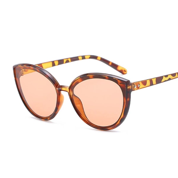 Retro Cat Eye Style Solglasögon Kvinna Mode Gradient Solglasögon för kvinnligt märke Designer Glasögon Färgglad spegel Gafas De Sol Black Pink