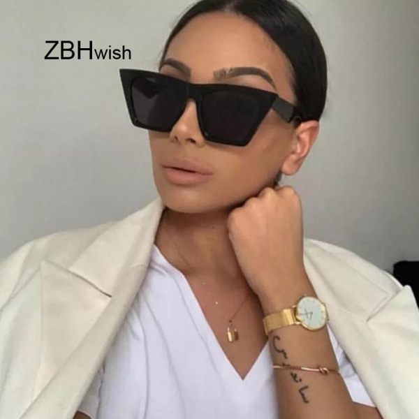 Mode Fyrkantiga Solglasögon Kvinna Designer Lyx Man/Kvinna Cat Eye Solglasögon Klassiska Vintage UV400 Utomhus Oculos De Sol White
