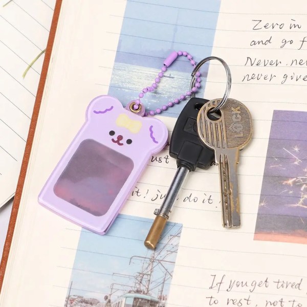 Gör-det-själv fotokortshållare Kawaii Bear Nyckelring Söt akryl Kpop Idol Star Fotoram Nyckelring Hänge Nyckelhållare Present B-purple