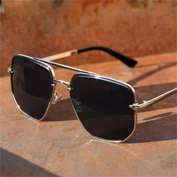 Polariserade solglasögon för män Mode Metall Anti-bländning Solglasögon Solglasögon UV400 Skydd Gradient Solglasögon Gold Brown