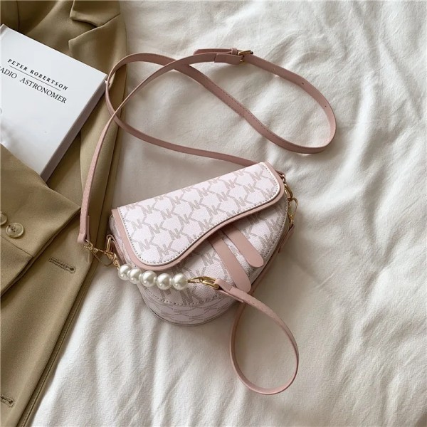 Sadelväska kvinnlig läderväska design lyxväska för kvinna crossbody-väska axelväska underarmsväska sidoväskor för kvinnor White