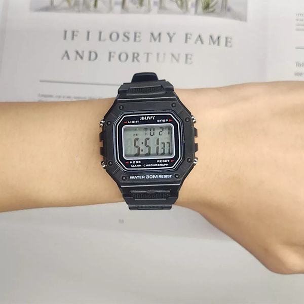 Mode män Digitala armbandsur Sport Army Green Herrklockor Lyx LED Elektronisk klocka Vattentät fyrkantig urtavla Reloj Hombre Orange