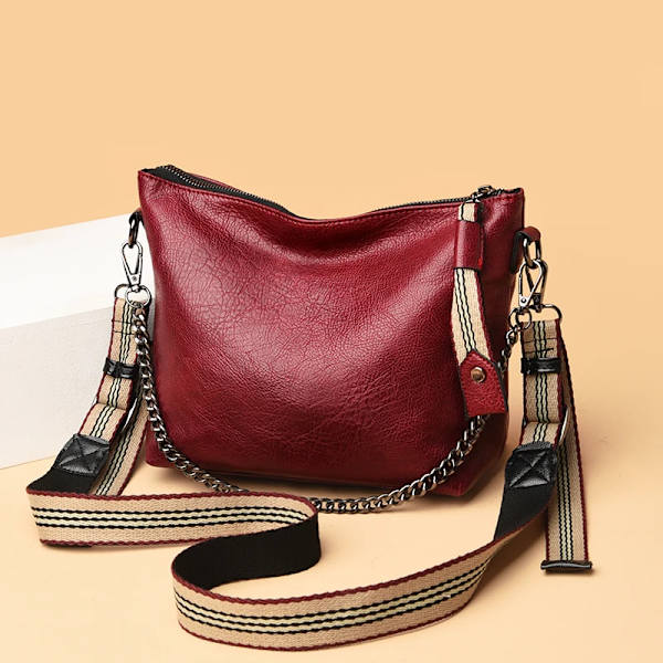 Nya designerkedjor Handväskor Damväska Mode Mjukt PU-läder Kvinnor Axelväskor Stor Lyx Kvinnlig Crossbody tygväska Black