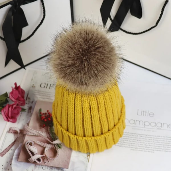 Ny Pom Pom-hatt - Trendig vinterhatt för flickor och kvinnor - Varma mössor av hög kvalitet Yellow Adult