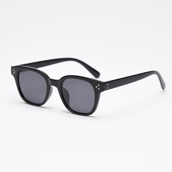 Nytt mode Cat Eye Polarized Solglasögon Kvinnor Fyrkantiga Svarta Solglasögon Nit Trend Godis Färg Små ram Glasögon Skärmar black show as picture