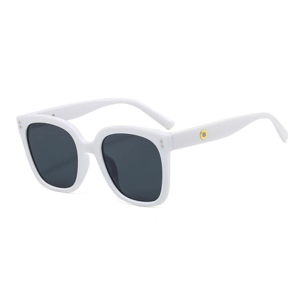 Nya Solglasögon med stor fyrkantig ram UV400 Sommarmode Vintage Solglasögon för damer Utomhusresor Strandsolskyddsglasögon A-White 1 pair