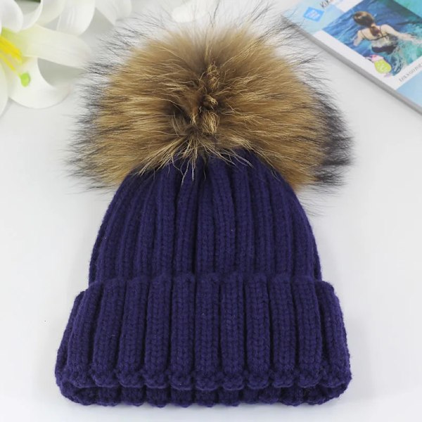 Vintermössa med Pompom i Mink och Ball Cap för Kvinnor och Flickor, Stickad Beanie, Helt Ny, Tjock Kvinnomössa, 50-54-60 cm red child 50-54CM