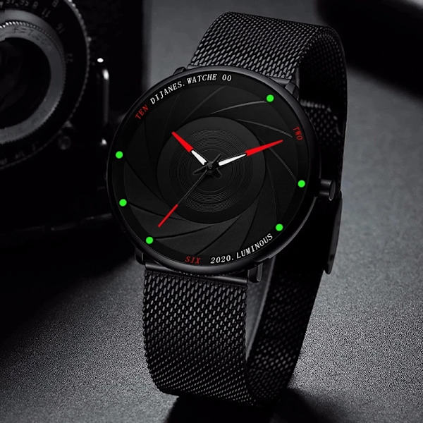 2022 Minimalistiska modeklockor för män Ultratunt rostfritt stål Mesh bälte Quartz Watch Herr Business Watch Montre Homme Mesh Black Blue